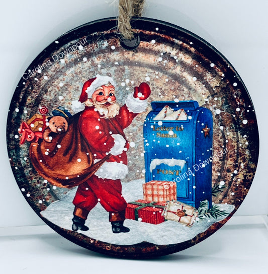 Santa at Mailbox-Round Ornament